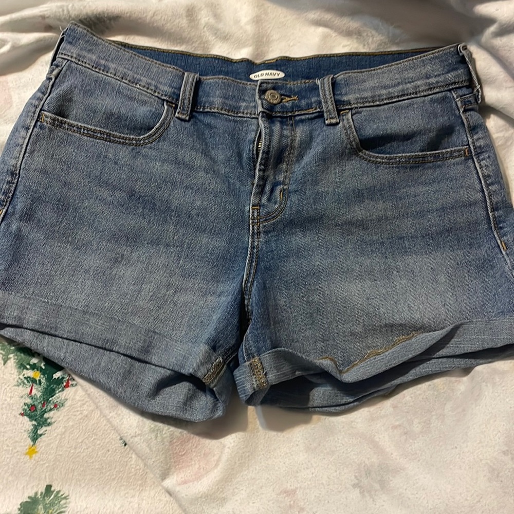 NEVER WORN